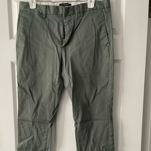 Banana Republic Fulton Chino